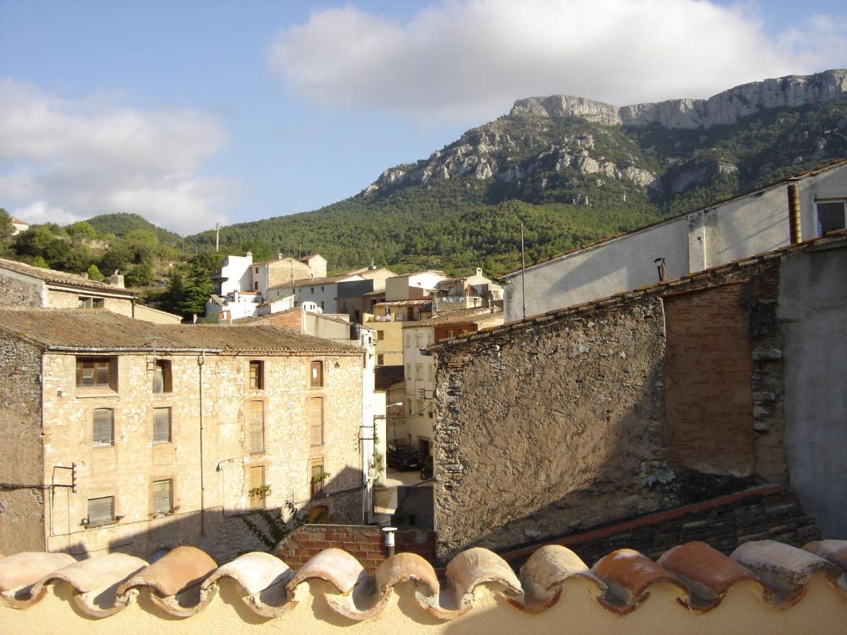 Ca la Monica Affittacamere Torre de Fontaubella Esterno foto